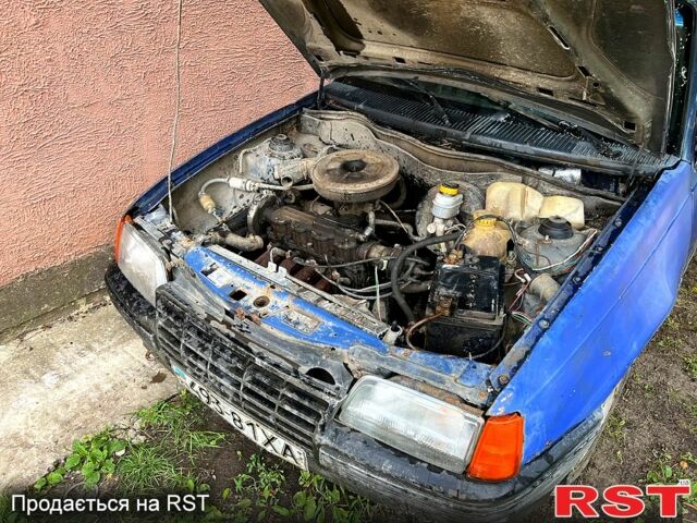 Опель Кадет, объемом двигателя 1.6 л и пробегом 200 тыс. км за 350 $, фото 11 на Automoto.ua