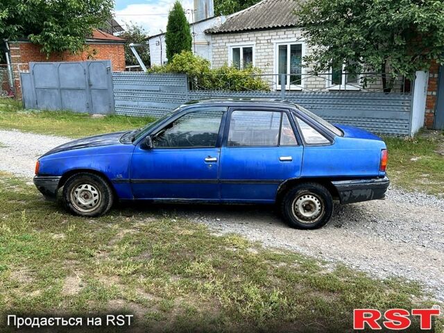 Опель Кадет, объемом двигателя 1.6 л и пробегом 200 тыс. км за 350 $, фото 7 на Automoto.ua