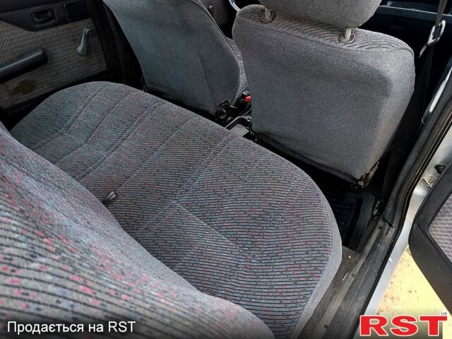 Опель Кадет, объемом двигателя 1.6 л и пробегом 100 тыс. км за 1000 $, фото 5 на Automoto.ua