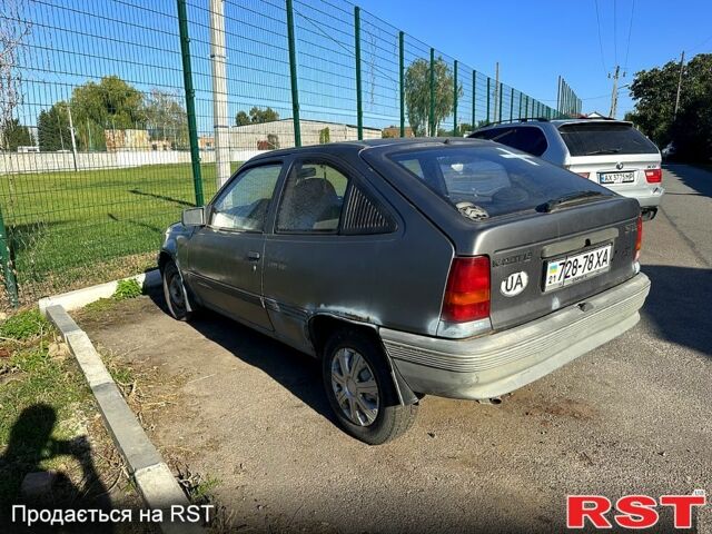 Опель Кадет, об'ємом двигуна 1.3 л та пробігом 200 тис. км за 499 $, фото 1 на Automoto.ua