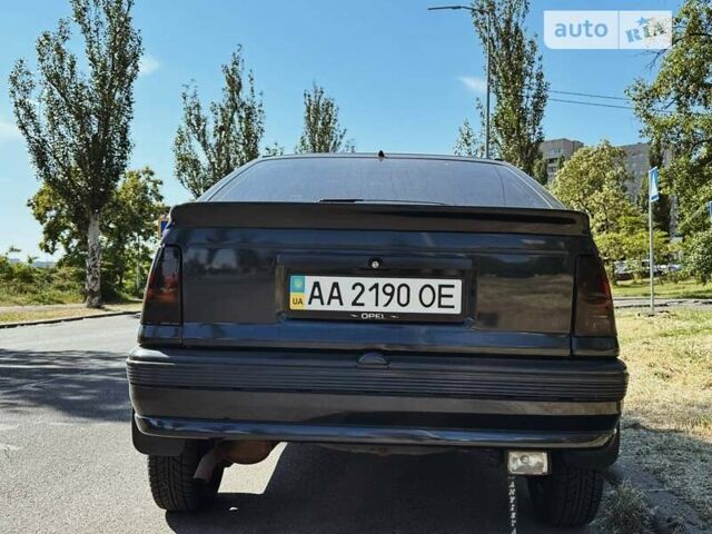 Опель Кадет, об'ємом двигуна 1.6 л та пробігом 210 тис. км за 1200 $, фото 6 на Automoto.ua