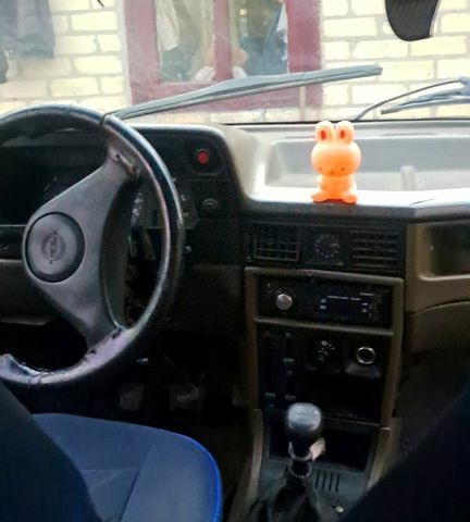 Опель Кадет, объемом двигателя 1.6 л и пробегом 210 тыс. км за 500 $, фото 5 на Automoto.ua