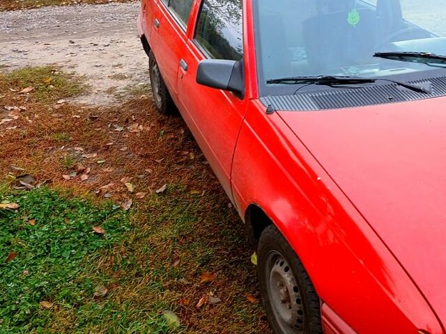 Опель Кадет, объемом двигателя 1.3 л и пробегом 42 тыс. км за 1000 $, фото 2 на Automoto.ua