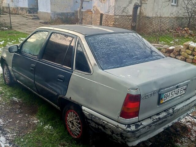 Опель Кадет, объемом двигателя 13 л и пробегом 420 тыс. км за 700 $, фото 4 на Automoto.ua