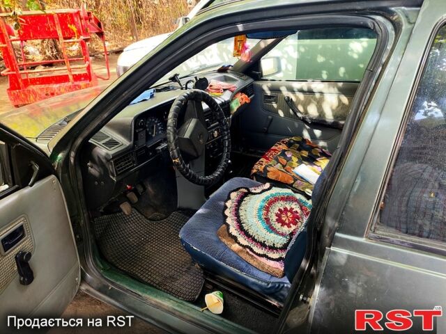 Опель Кадет, объемом двигателя 1.3 л и пробегом 888 тыс. км за 1100 $, фото 4 на Automoto.ua