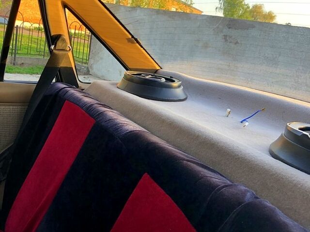 Опель Кадет, объемом двигателя 1.3 л и пробегом 200 тыс. км за 1400 $, фото 5 на Automoto.ua