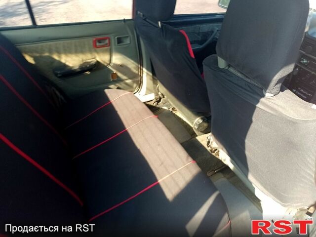 Опель Кадет, объемом двигателя 1.5 л и пробегом 0 тыс. км за 1000 $, фото 3 на Automoto.ua