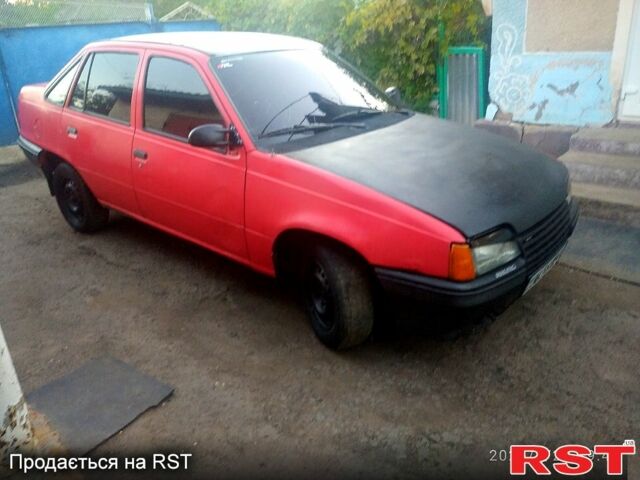 Опель Кадет, объемом двигателя 1.3 л и пробегом 0 тыс. км за 900 $, фото 2 на Automoto.ua