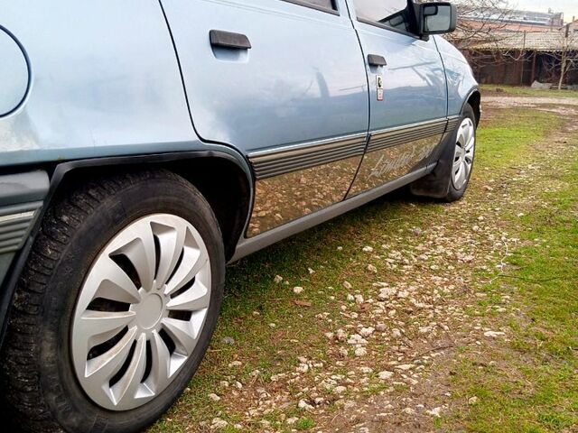 Опель Кадет, объемом двигателя 16 л и пробегом 180 тыс. км за 1450 $, фото 9 на Automoto.ua