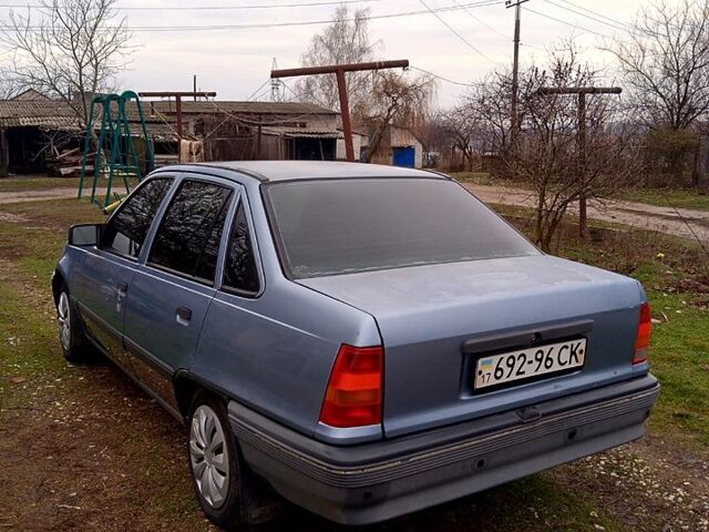 Опель Кадет, объемом двигателя 16 л и пробегом 180 тыс. км за 1450 $, фото 11 на Automoto.ua