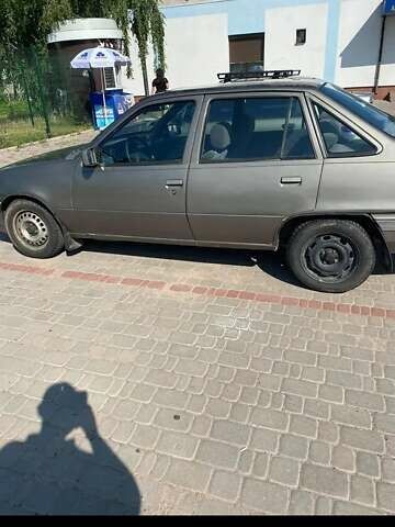 Опель Кадет, об'ємом двигуна 0 л та пробігом 260 тис. км за 1500 $, фото 2 на Automoto.ua