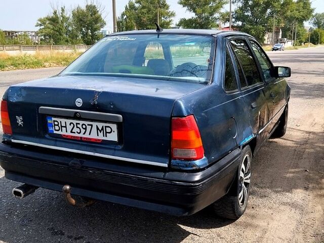 Опель Кадет, об'ємом двигуна 16 л та пробігом 275 тис. км за 1100 $, фото 3 на Automoto.ua