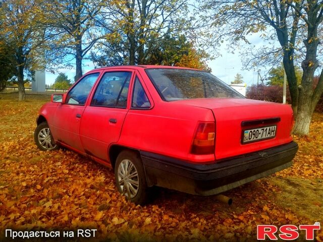 Опель Кадет 1991 в Днепре (Днепропетровске) на Automoto.ua Опель Кадет, объемом двигателя 1.6 л и пробегом 232 тыс. км за 1100 $, фото 2 на Automoto.ua