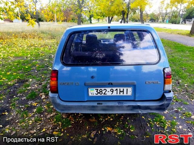 Опель Кадет, объемом двигателя 1.3 л и пробегом 200 тыс. км за 1400 $, фото 4 на Automoto.ua