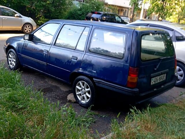 Опель Кадет, об'ємом двигуна 1.4 л та пробігом 0 тис. км за 1200 $, фото 7 на Automoto.ua