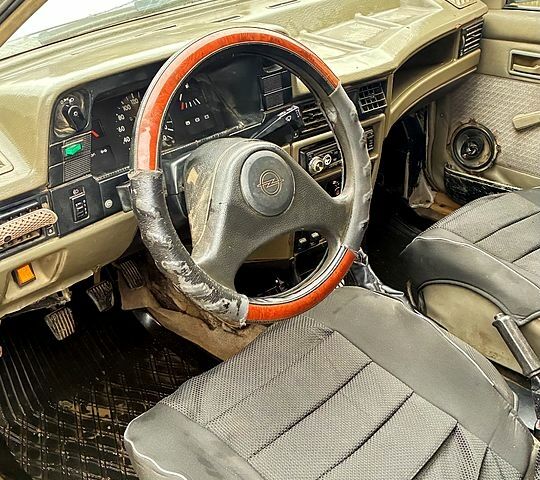 Опель Кадет, объемом двигателя 1.4 л и пробегом 200 тыс. км за 450 $, фото 2 на Automoto.ua