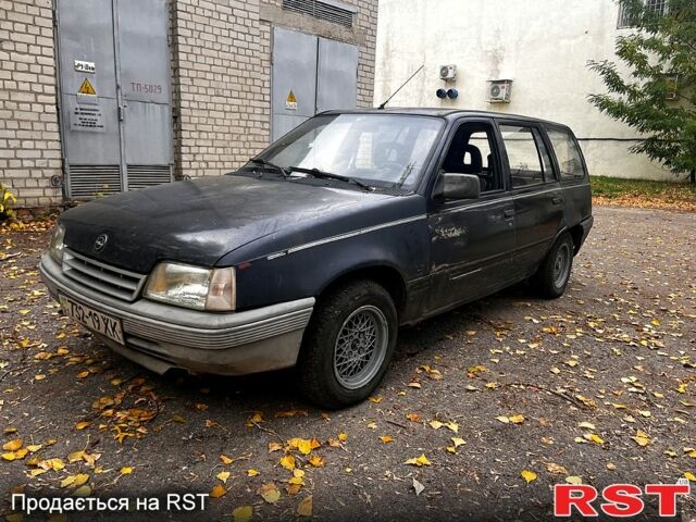 Опель Кадет, объемом двигателя 1.7 л и пробегом 0 тыс. км за 550 $, фото 1 на Automoto.ua