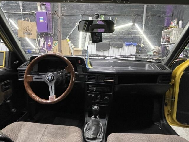 Жовтий Опель Кадет, об'ємом двигуна 1.6 л та пробігом 300 тис. км за 1400 $, фото 12 на Automoto.ua