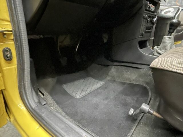 Жовтий Опель Кадет, об'ємом двигуна 1.6 л та пробігом 300 тис. км за 1400 $, фото 15 на Automoto.ua