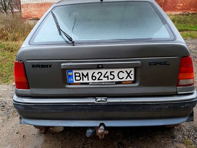 Серый Опель Кадет, объемом двигателя 1.4 л и пробегом 0 тыс. км за 1300 $, фото 5 на Automoto.ua