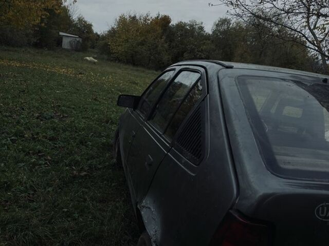 Сірий Опель Кадет, об'ємом двигуна 1.3 л та пробігом 120 тис. км за 154 $, фото 4 на Automoto.ua