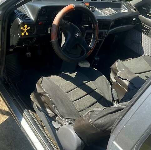 Серый Опель Кадет, объемом двигателя 1.3 л и пробегом 300 тыс. км за 1000 $, фото 11 на Automoto.ua