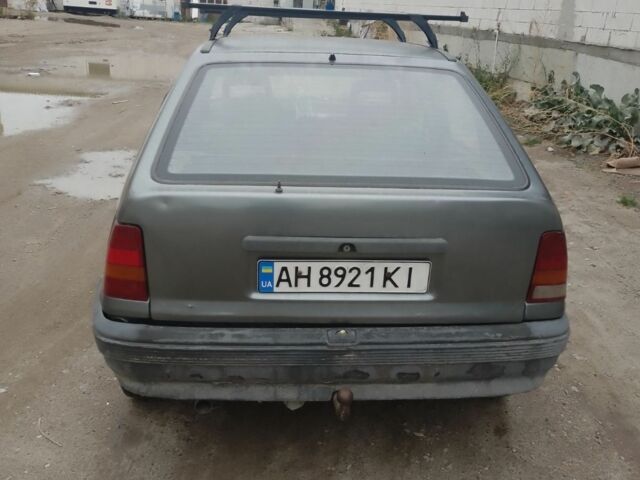 Серый Опель Кадет, объемом двигателя 1.3 л и пробегом 50 тыс. км за 630 $, фото 1 на Automoto.ua