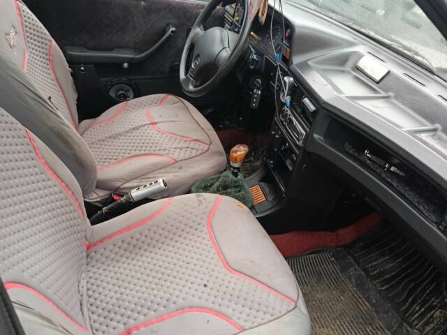 Серый Опель Кадет, объемом двигателя 1.3 л и пробегом 300 тыс. км за 650 $, фото 6 на Automoto.ua