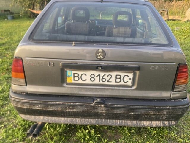 Серый Опель Кадет, объемом двигателя 1.3 л и пробегом 120 тыс. км за 750 $, фото 4 на Automoto.ua