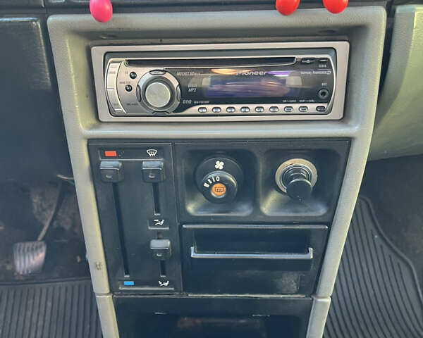 Серый Опель Кадет, объемом двигателя 1.3 л и пробегом 150 тыс. км за 1400 $, фото 21 на Automoto.ua