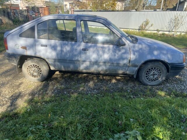 Серый Опель Кадет, объемом двигателя 1.5 л и пробегом 120 тыс. км за 420 $, фото 1 на Automoto.ua