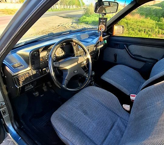 Серый Опель Кадет, объемом двигателя 1.4 л и пробегом 450 тыс. км за 1150 $, фото 2 на Automoto.ua