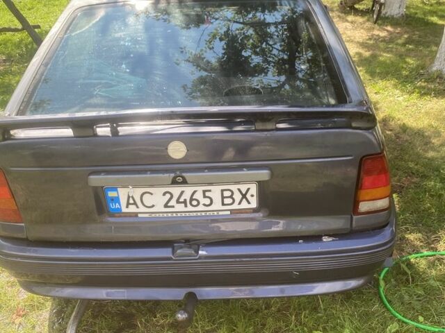 Сірий Опель Кадет, об'ємом двигуна 1.4 л та пробігом 30 тис. км за 750 $, фото 3 на Automoto.ua