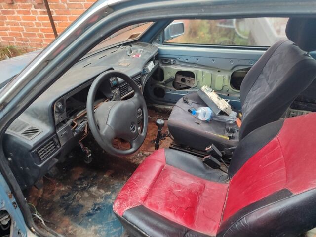 Серый Опель Кадет, объемом двигателя 0 л и пробегом 2 тыс. км за 700 $, фото 1 на Automoto.ua