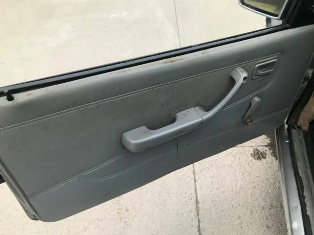 Серый Опель Кадет, объемом двигателя 1.3 л и пробегом 140 тыс. км за 800 $, фото 6 на Automoto.ua