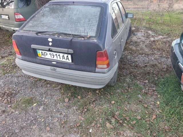 Серый Опель Кадет, объемом двигателя 1.6 л и пробегом 300 тыс. км за 400 $, фото 2 на Automoto.ua