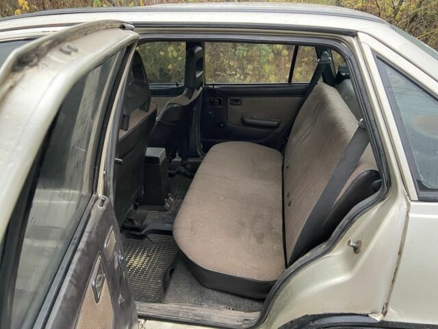 Серый Опель Кадет, объемом двигателя 1.6 л и пробегом 100 тыс. км за 800 $, фото 2 на Automoto.ua