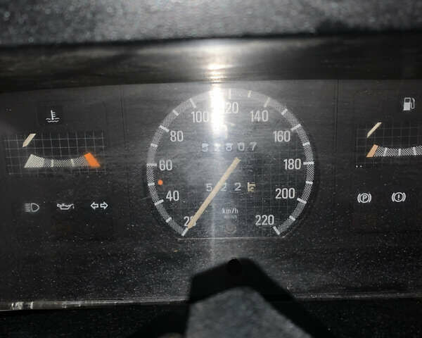 Серый Опель Кадет, объемом двигателя 1.3 л и пробегом 300 тыс. км за 1100 $, фото 5 на Automoto.ua