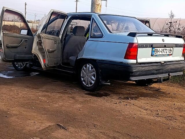 Сірий Опель Кадет, об'ємом двигуна 1.3 л та пробігом 150 тис. км за 750 $, фото 5 на Automoto.ua