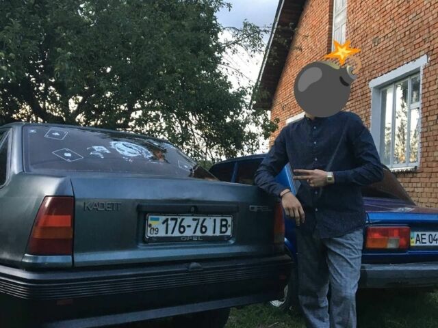 Серый Опель Кадет, объемом двигателя 1.8 л и пробегом 5 тыс. км за 500 $, фото 2 на Automoto.ua