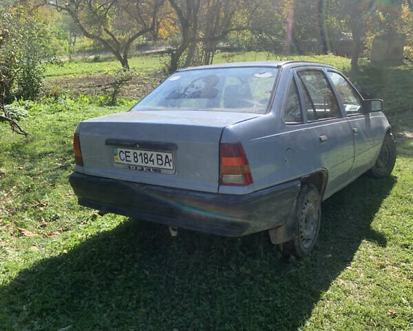 Серый Опель Кадет, объемом двигателя 1.3 л и пробегом 300 тыс. км за 1100 $, фото 2 на Automoto.ua