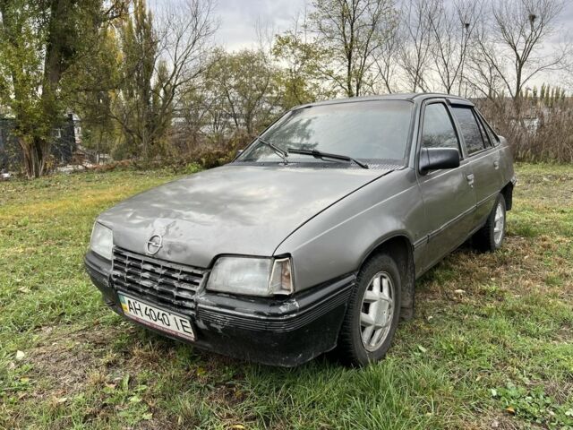 Серый Опель Кадет, объемом двигателя 1.3 л и пробегом 160 тыс. км за 650 $, фото 13 на Automoto.ua