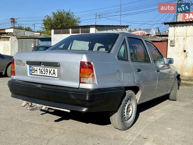 Серый Опель Кадет, объемом двигателя 1.3 л и пробегом 59 тыс. км за 1600 $, фото 7 на Automoto.ua