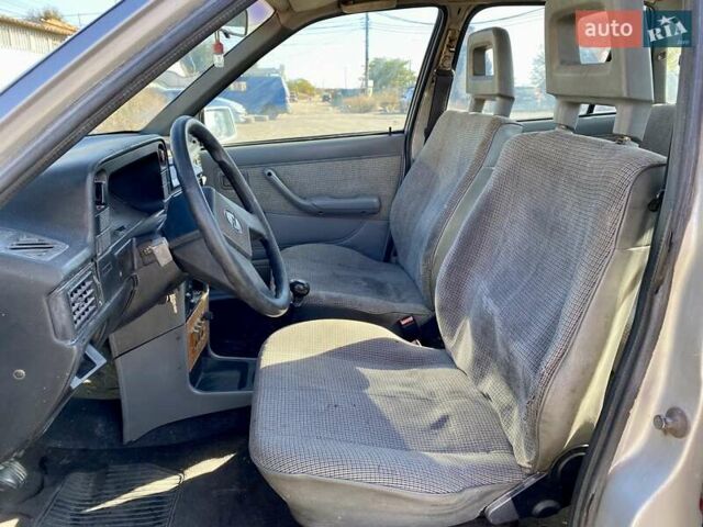 Серый Опель Кадет, объемом двигателя 1.3 л и пробегом 59 тыс. км за 1600 $, фото 11 на Automoto.ua