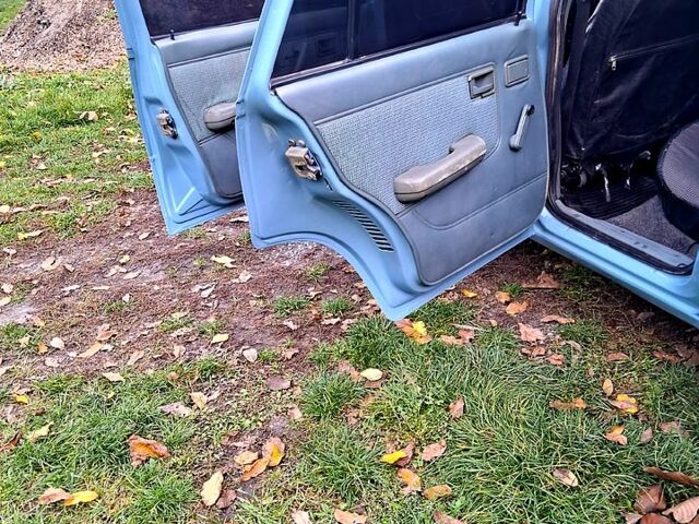 Серый Опель Кадет, объемом двигателя 1.3 л и пробегом 23 тыс. км за 920 $, фото 12 на Automoto.ua