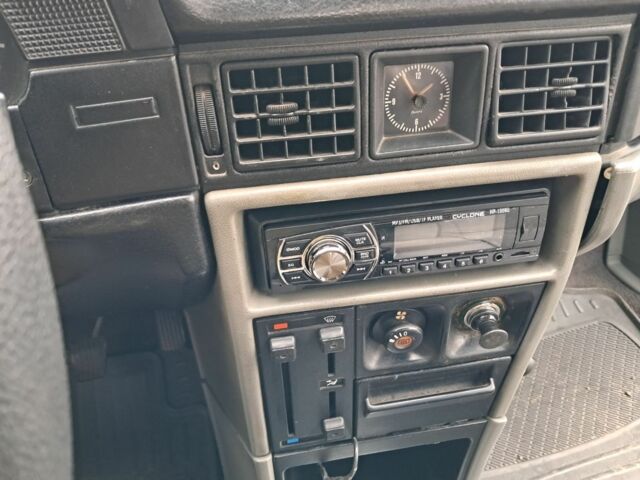 Серый Опель Кадет, объемом двигателя 1.3 л и пробегом 190 тыс. км за 1300 $, фото 9 на Automoto.ua