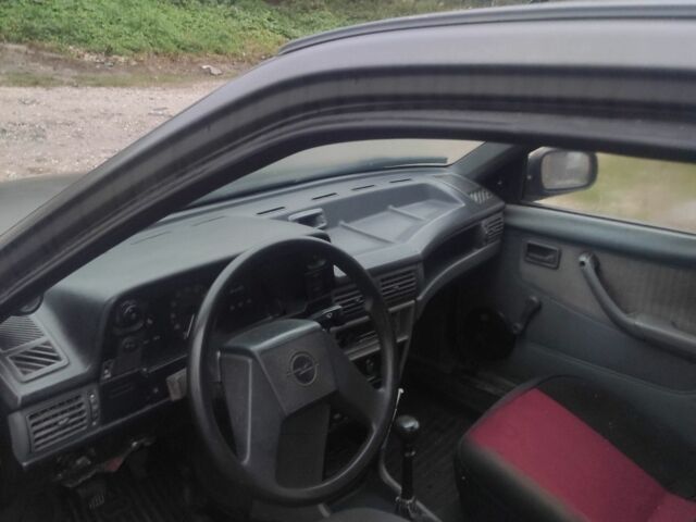 Серый Опель Кадет, объемом двигателя 1.3 л и пробегом 1 тыс. км за 475 $, фото 13 на Automoto.ua