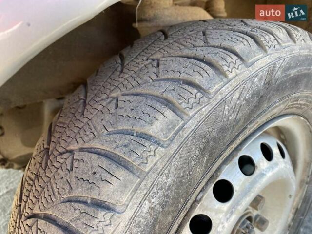 Серый Опель Кадет, объемом двигателя 1.3 л и пробегом 59 тыс. км за 1600 $, фото 14 на Automoto.ua