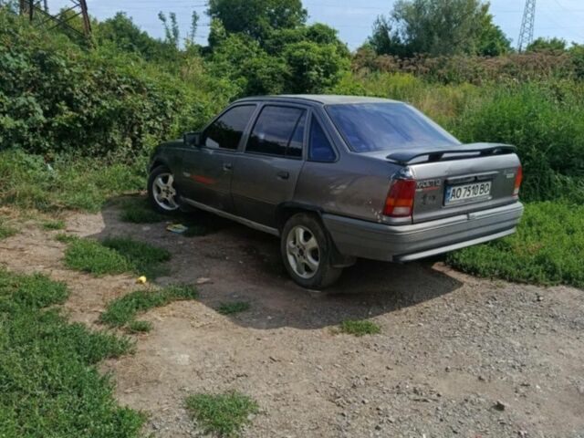 Серый Опель Кадет, объемом двигателя 1.3 л и пробегом 150 тыс. км за 600 $, фото 2 на Automoto.ua