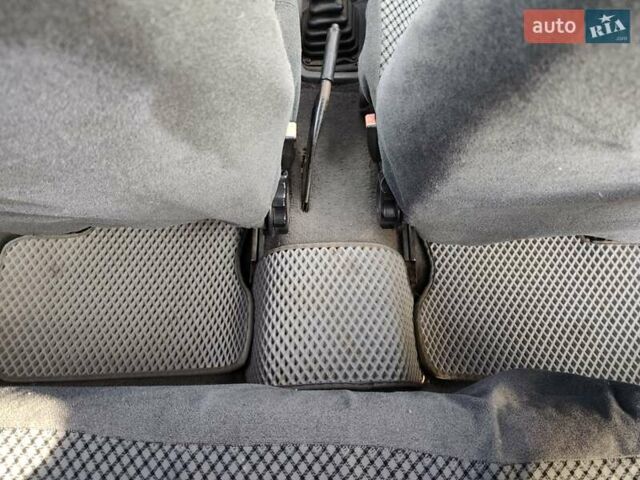 Сірий Опель Кадет, об'ємом двигуна 1.6 л та пробігом 348 тис. км за 1300 $, фото 3 на Automoto.ua